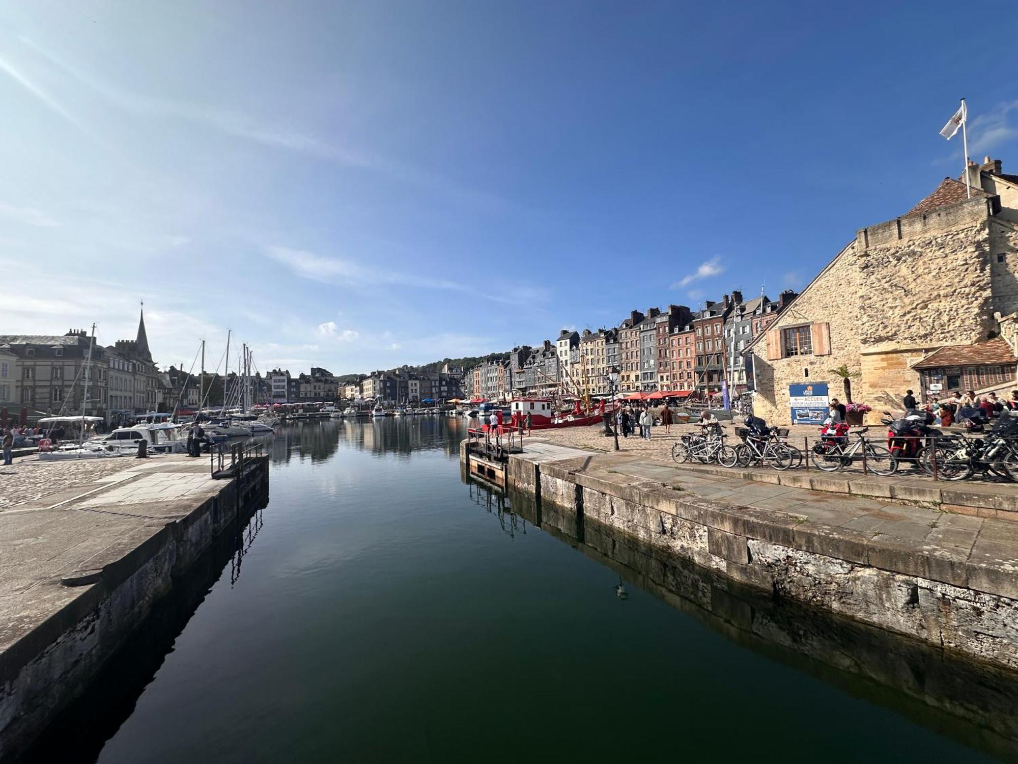 Nid D'Amour Sous Les Toits ! Honfleur Eksteriør billede