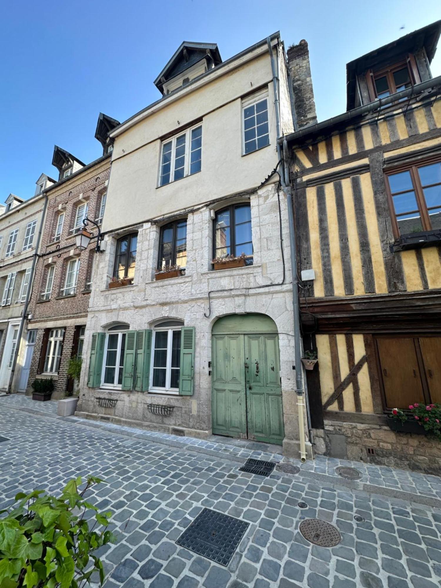 Nid D'Amour Sous Les Toits ! Honfleur Eksteriør billede