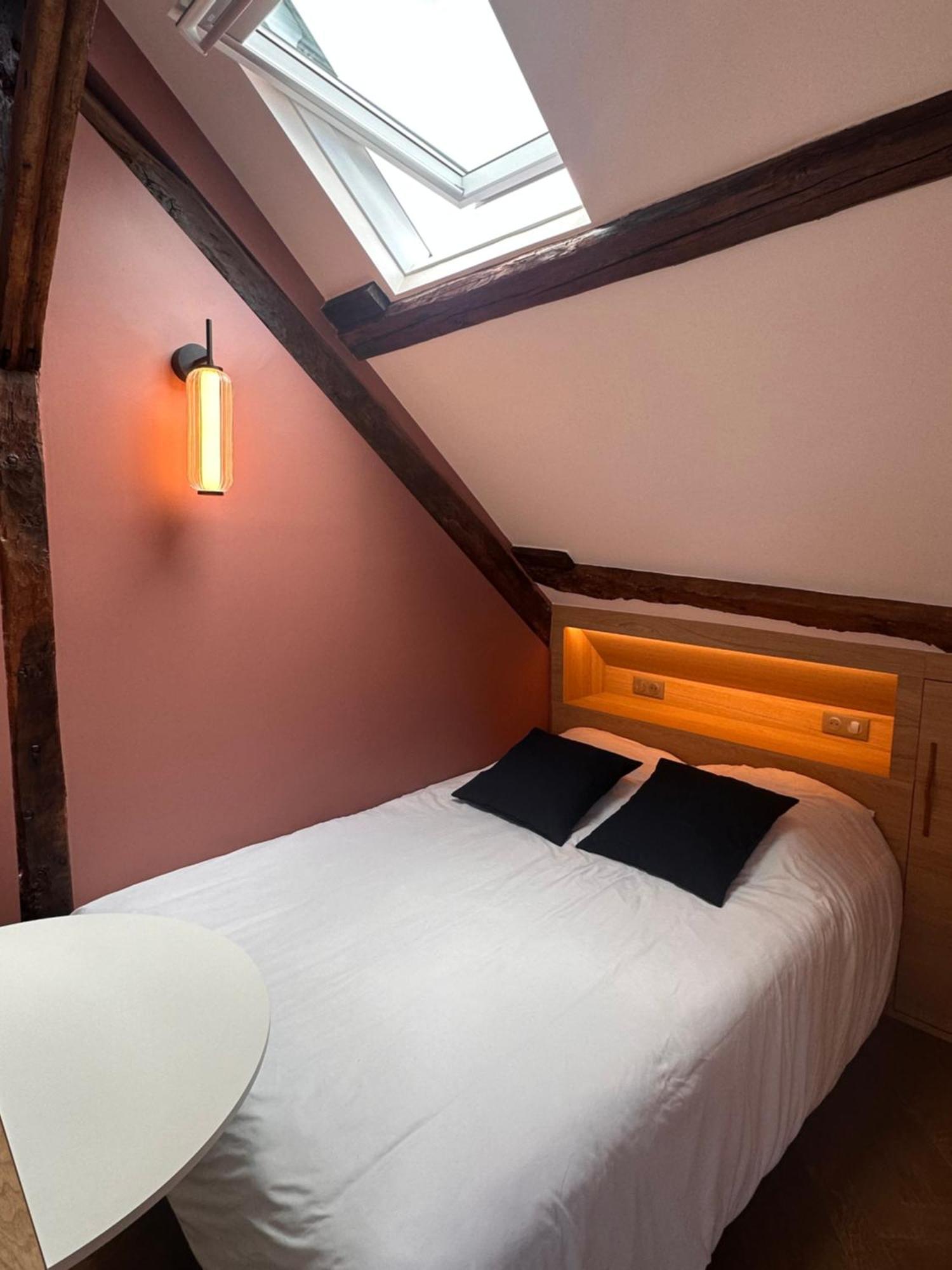 Nid D'Amour Sous Les Toits ! Honfleur Eksteriør billede